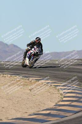 media/Dec-07-2025-CVMA (Sun) [[3e7d2de5dc]]/Race 6-The Shootout/